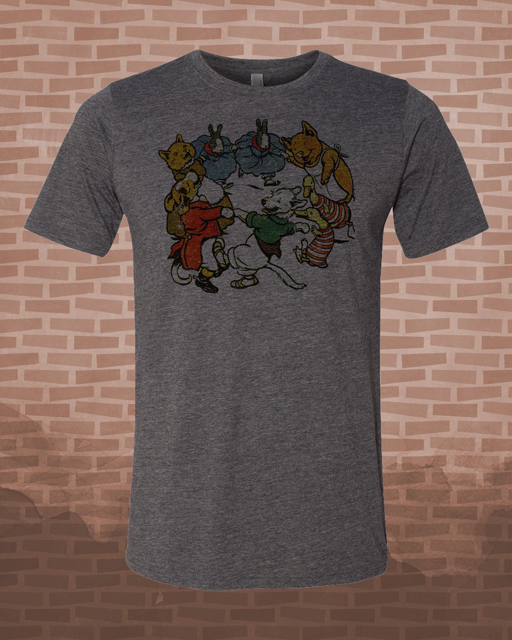 Retro Pet Mosh Pit T-Shirt: Vintage-Style Animal Lover Tee