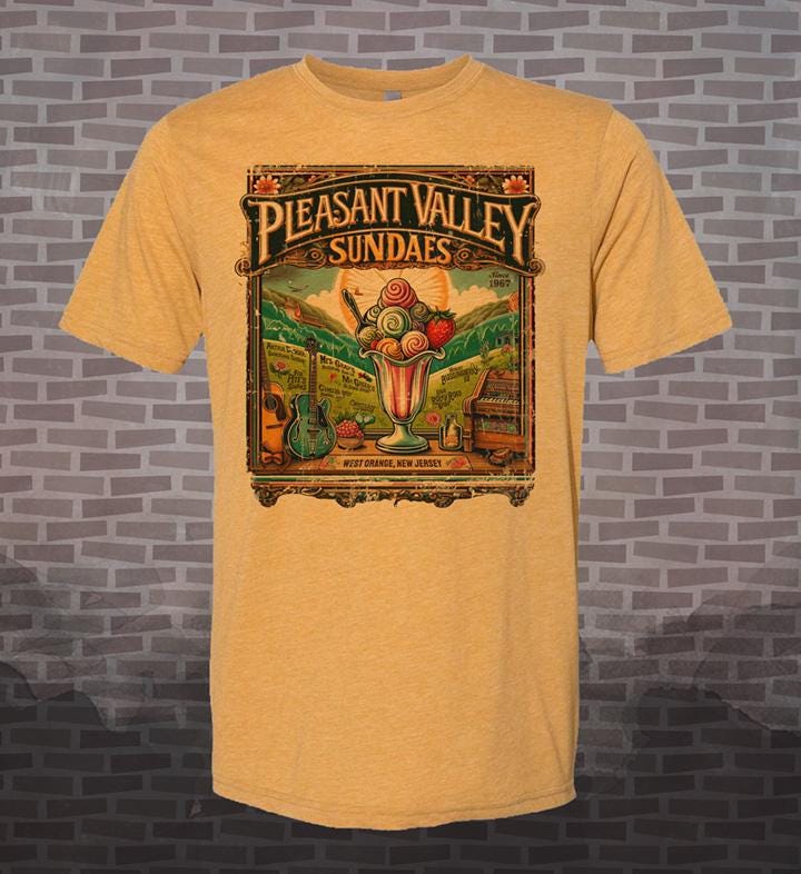 Vintage-style Pleasant Valley Sundaes - T-Shirt Tee Travel Souvenir TV music